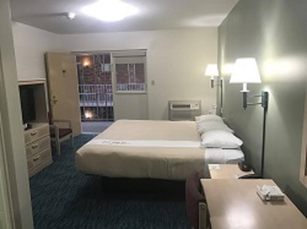 Bluebird Spa City Motor Lodge サラトガスプリング エクステリア 写真